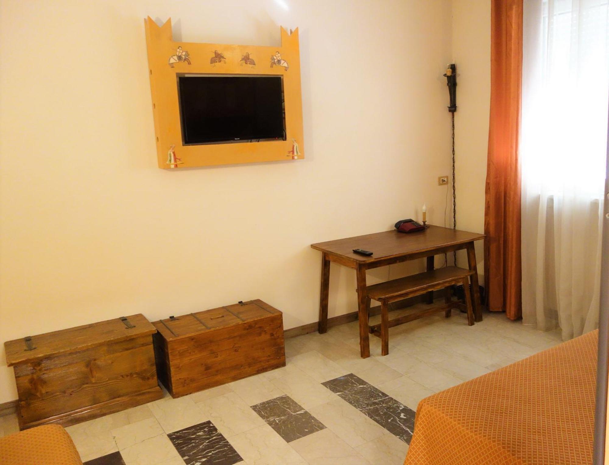Hotel Euromotel Croce Bianca 2*